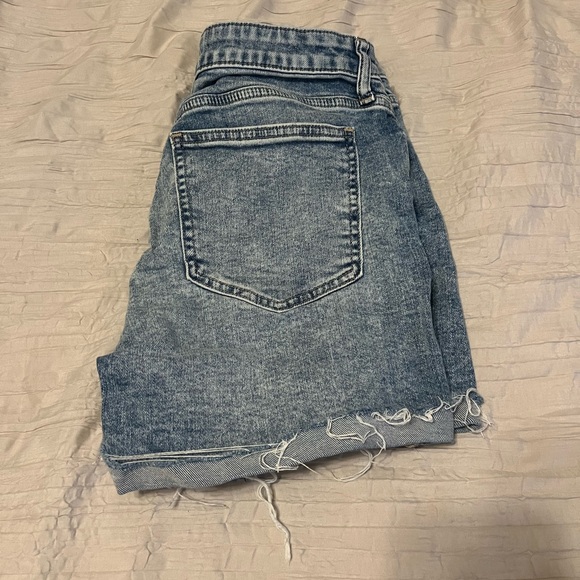 Gap Jean shorts size 27 - Picture 1 of 2